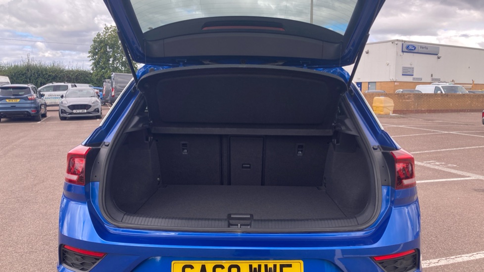 Volkswagen T-Roc 1.5 TSI EVO R-Line 5dr DSG Petrol Hatchback - Image 4
