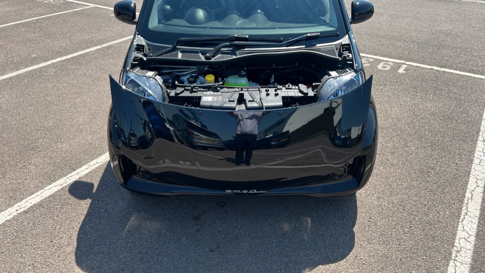 smart EQ fortwo coupe 60kW EQ Pulse Premium 17kWh 2dr Auto [22kWCh] Electric Coupe - Image 8