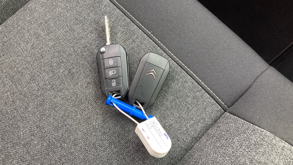Citroen C3 Aircross 1.2 PureTech 110 C-Series 5dr Petrol Hatchback - Image 20