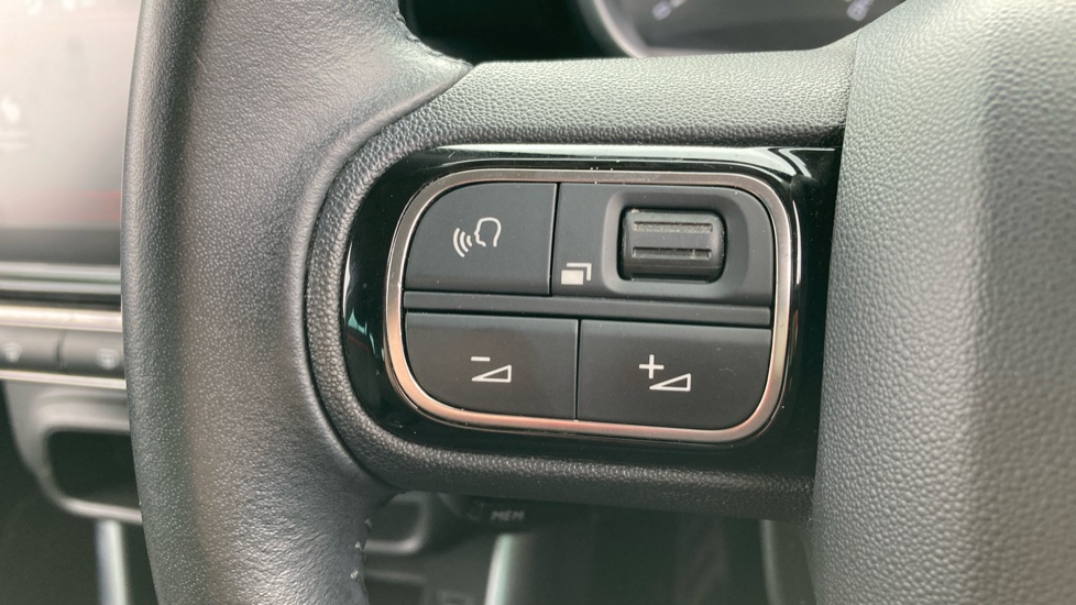 Citroen C3 Aircross 1.2 PureTech 110 C-Series 5dr Petrol Hatchback - Image 24