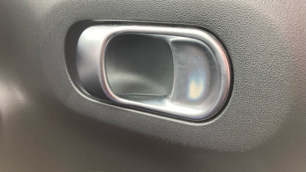Citroen C3 Aircross 1.2 PureTech 110 C-Series 5dr Petrol Hatchback - Image 27