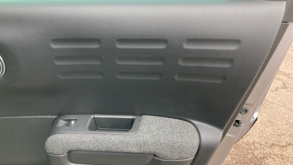 Citroen C3 Aircross 1.2 PureTech 110 C-Series 5dr Petrol Hatchback - Image 32