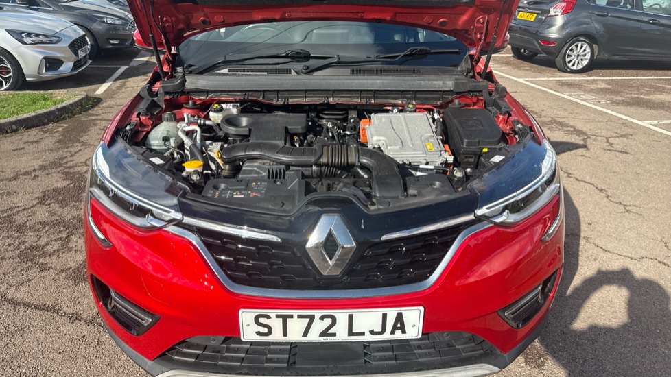 Renault Arkana 1.6 E-TECH Hybrid 145 S Edition 5dr Auto Hybrid Estate - Image 8