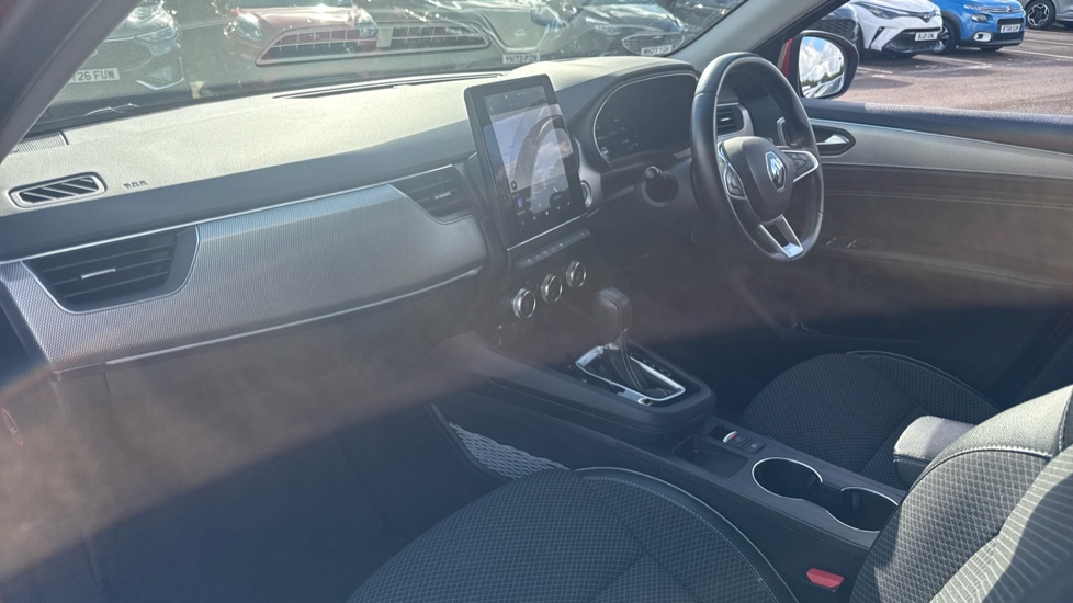 Renault Arkana 1.6 E-TECH Hybrid 145 S Edition 5dr Auto Hybrid Estate - Image 9