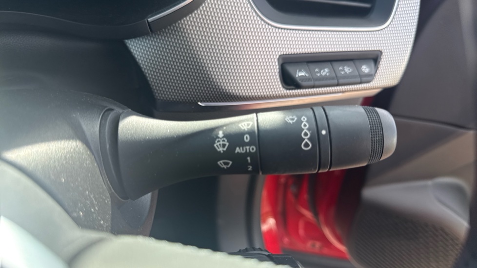Renault Arkana 1.6 E-TECH Hybrid 145 S Edition 5dr Auto Hybrid Estate - Image 26