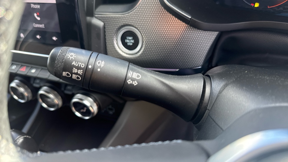 Renault Arkana 1.6 E-TECH Hybrid 145 S Edition 5dr Auto Hybrid Estate - Image 27
