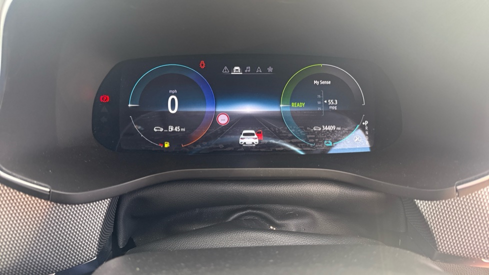 Renault Arkana 1.6 E-TECH Hybrid 145 S Edition 5dr Auto Hybrid Estate - Image 29