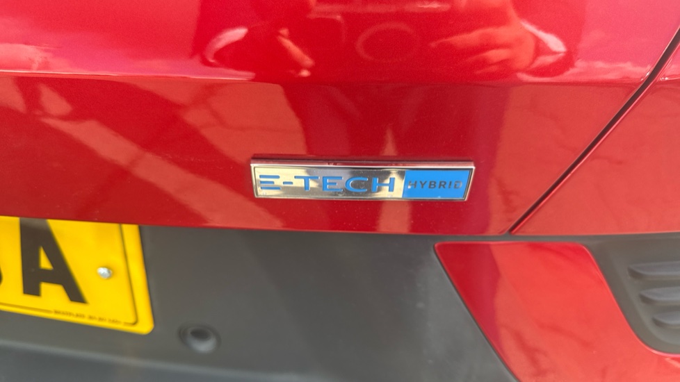 Renault Arkana 1.6 E-TECH Hybrid 145 S Edition 5dr Auto Hybrid Estate - Image 46