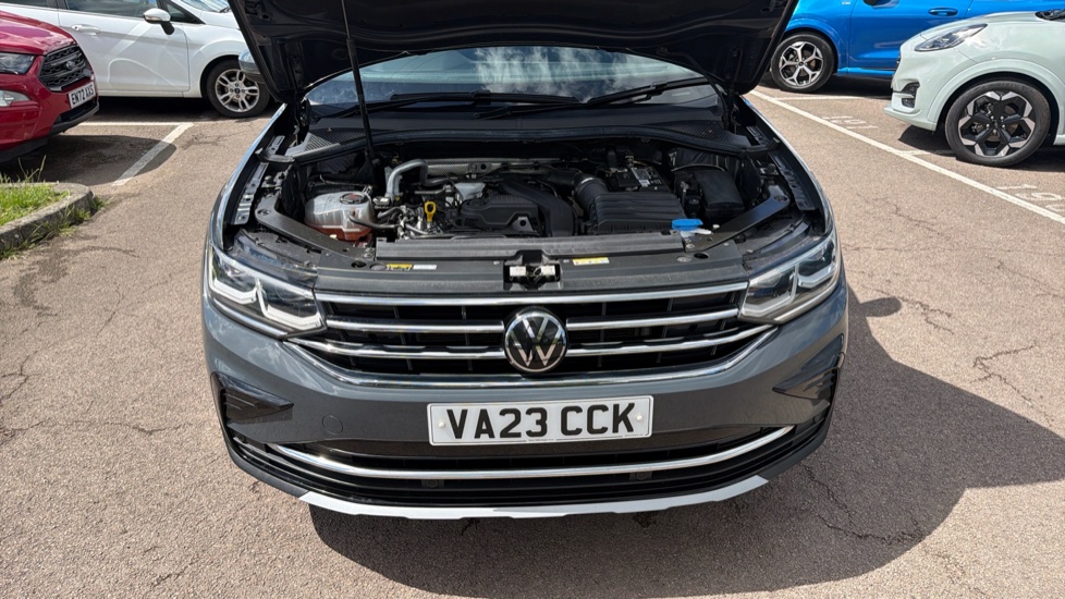 Volkswagen Tiguan 1.5 TSI 150 Elegance 5dr DSG Petrol Estate - Image 8