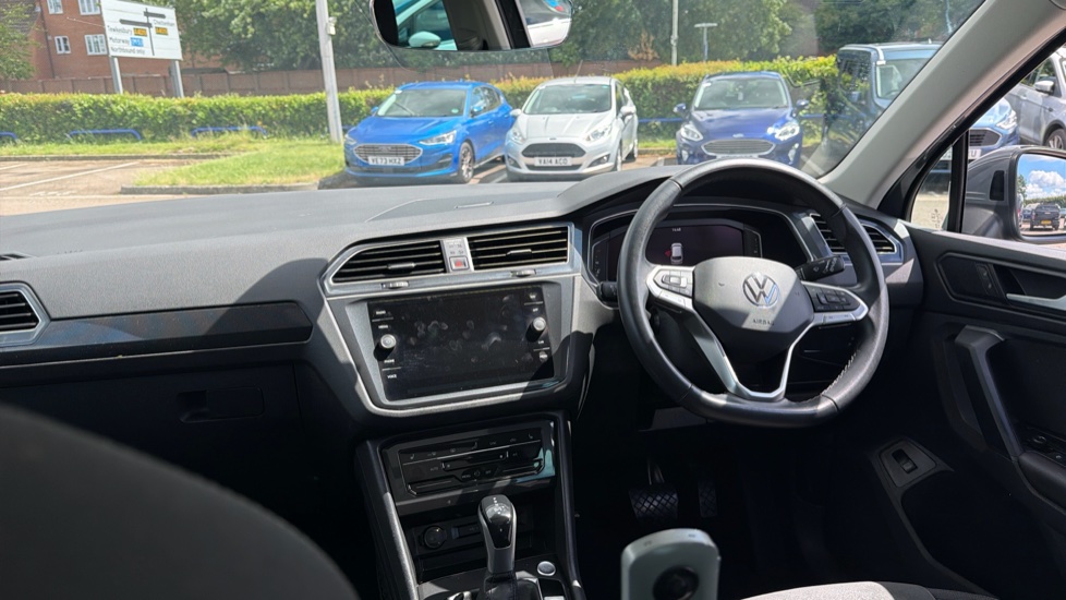 Volkswagen Tiguan 1.5 TSI 150 Elegance 5dr DSG Petrol Estate - Image 10