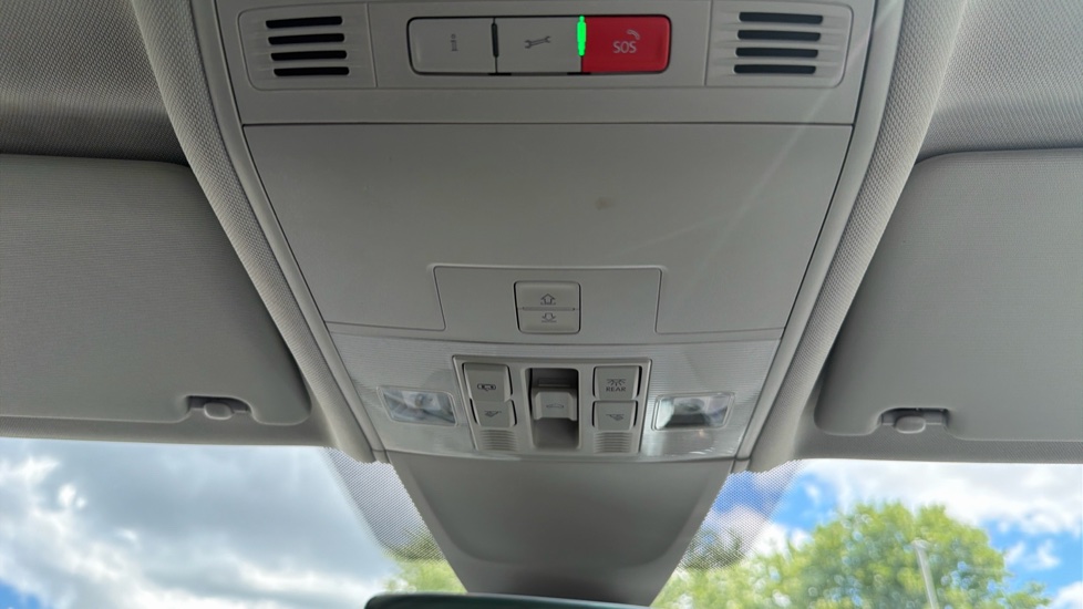 Volkswagen Tiguan 1.5 TSI 150 Elegance 5dr DSG Petrol Estate - Image 33
