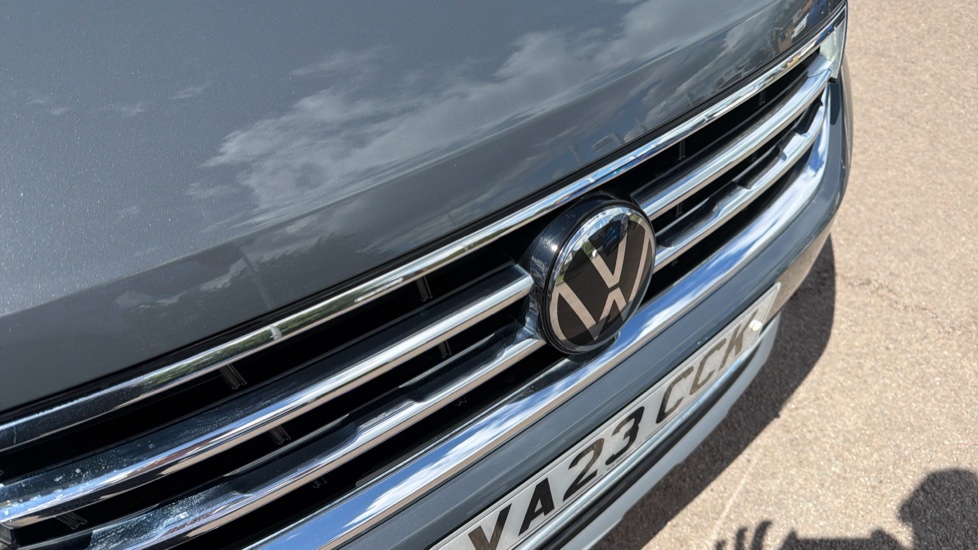 Volkswagen Tiguan 1.5 TSI 150 Elegance 5dr DSG Petrol Estate - Image 40