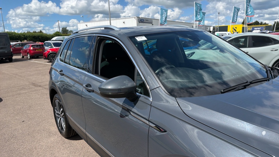Volkswagen Tiguan 1.5 TSI 150 Elegance 5dr DSG Petrol Estate - Image 42