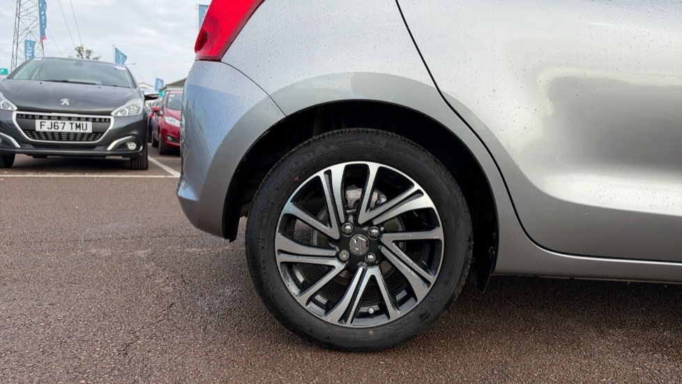 Suzuki Swift 1.2 Dualjet 83 12V Hybrid SZ5 5dr Petrol Hatchback - Image 7