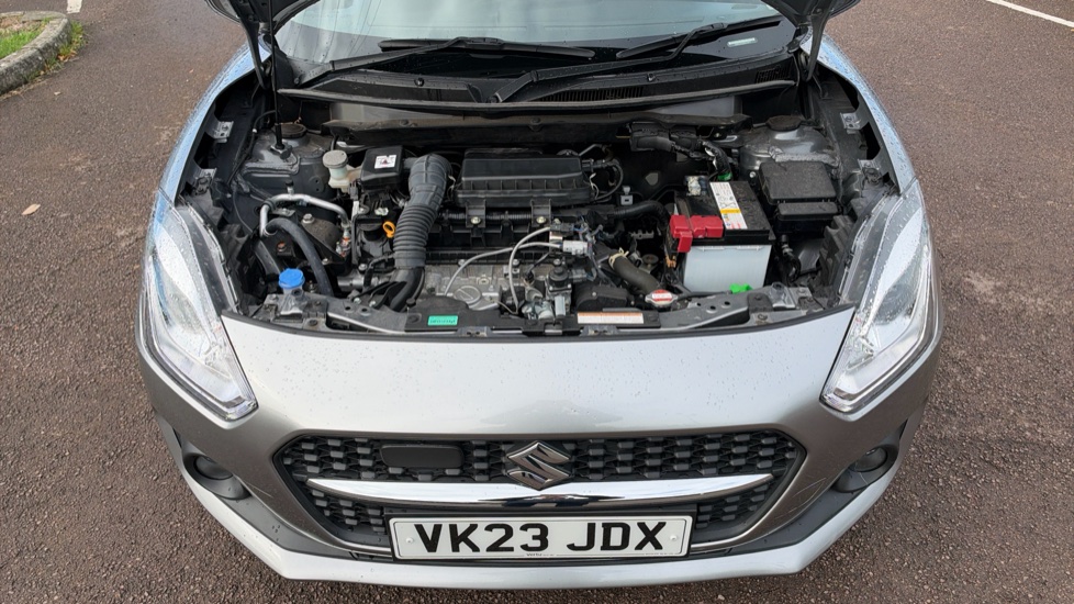 Suzuki Swift 1.2 Dualjet 83 12V Hybrid SZ5 5dr Petrol Hatchback - Image 8