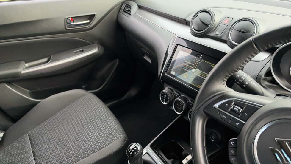Suzuki Swift 1.2 Dualjet 83 12V Hybrid SZ5 5dr Petrol Hatchback - Image 14