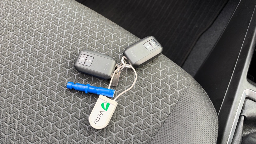 Suzuki Swift 1.2 Dualjet 83 12V Hybrid SZ5 5dr Petrol Hatchback - Image 20