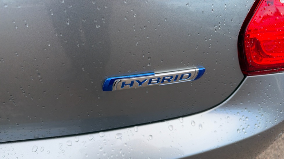 Suzuki Swift 1.2 Dualjet 83 12V Hybrid SZ5 5dr Petrol Hatchback - Image 21