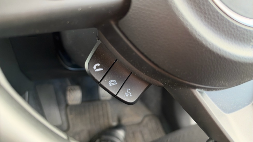 Suzuki Swift 1.2 Dualjet 83 12V Hybrid SZ5 5dr Petrol Hatchback - Image 32