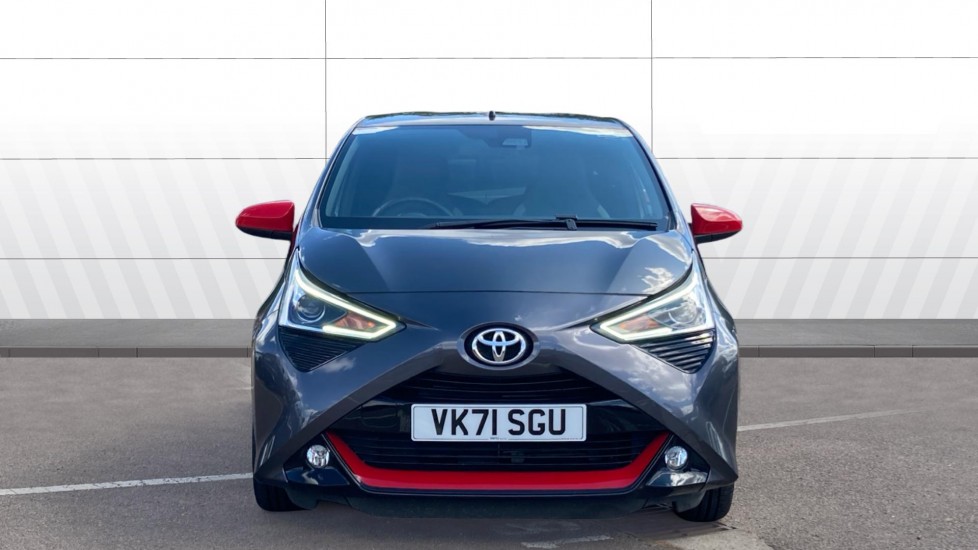 Toyota Aygo 1.0 VVT-i X-Trend TSS 5dr Petrol Hatchback - Image 3