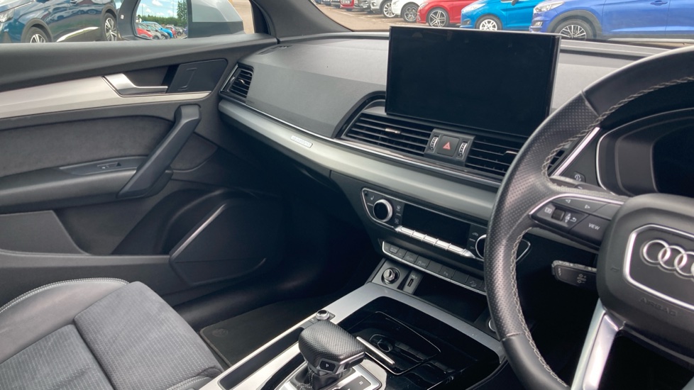 Audi Q5 40 TDI Quattro S Line 5dr S Tronic Diesel Estate - Image 14