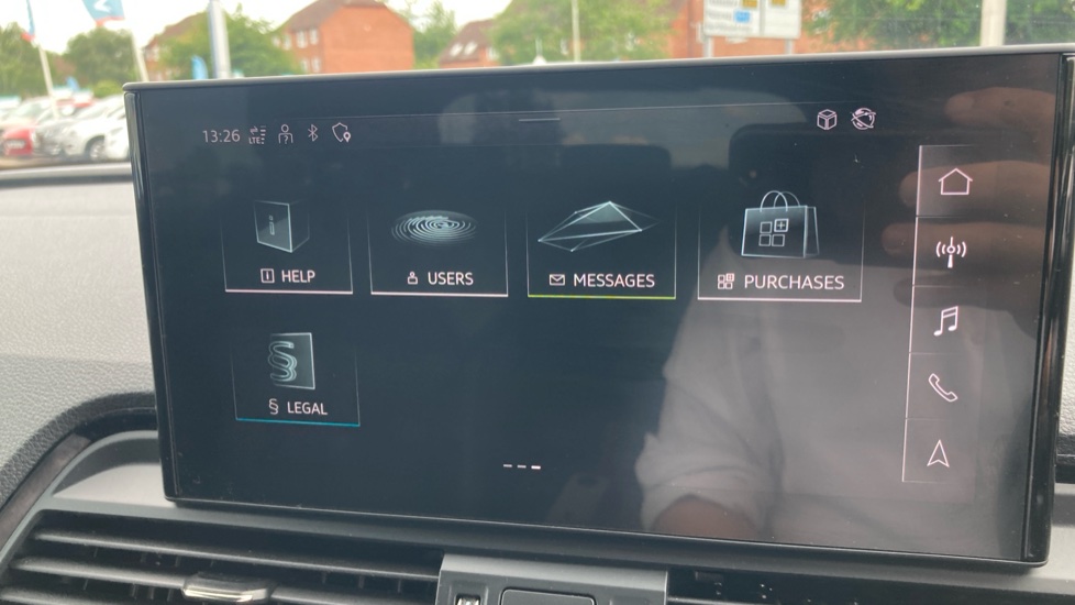 Audi Q5 40 TDI Quattro S Line 5dr S Tronic Diesel Estate - Image 25