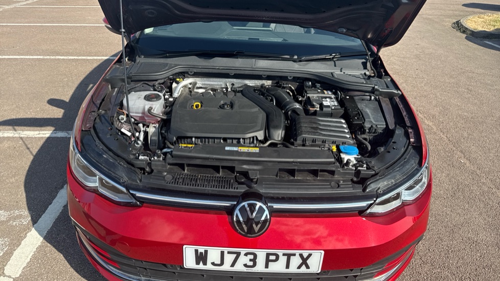 Volkswagen Golf 1.5 TSI 150 Style 5dr Petrol Hatchback - Image 8