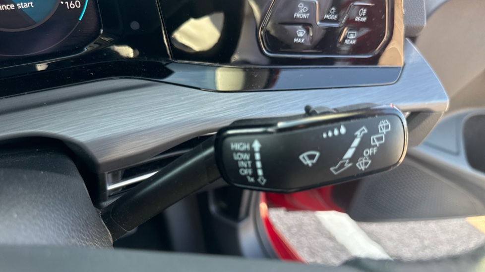 Volkswagen Golf 1.5 TSI 150 Style 5dr Petrol Hatchback - Image 32