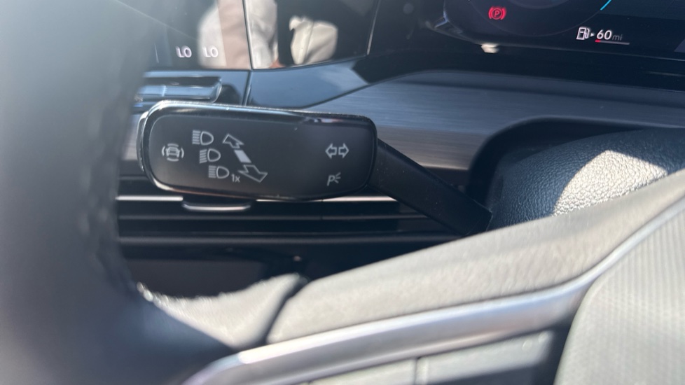 Volkswagen Golf 1.5 TSI 150 Style 5dr Petrol Hatchback - Image 33