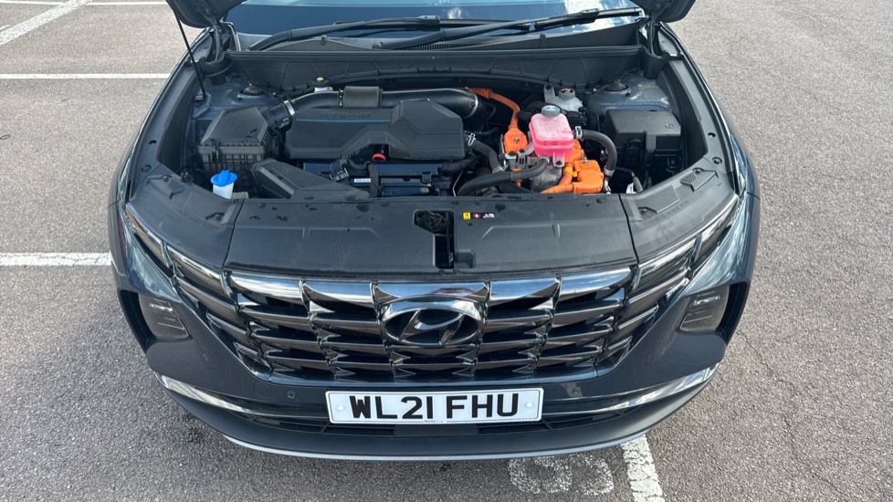 Hyundai TUCSON 1.6 TGDi Hybrid 230 Premium 5dr 2WD Auto Hybrid Estate - Image 8