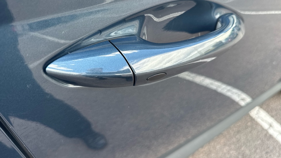 Hyundai TUCSON 1.6 TGDi Hybrid 230 Premium 5dr 2WD Auto Hybrid Estate - Image 21