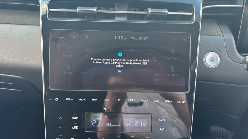 Hyundai TUCSON 1.6 TGDi Hybrid 230 Premium 5dr 2WD Auto Hybrid Estate - Image 40