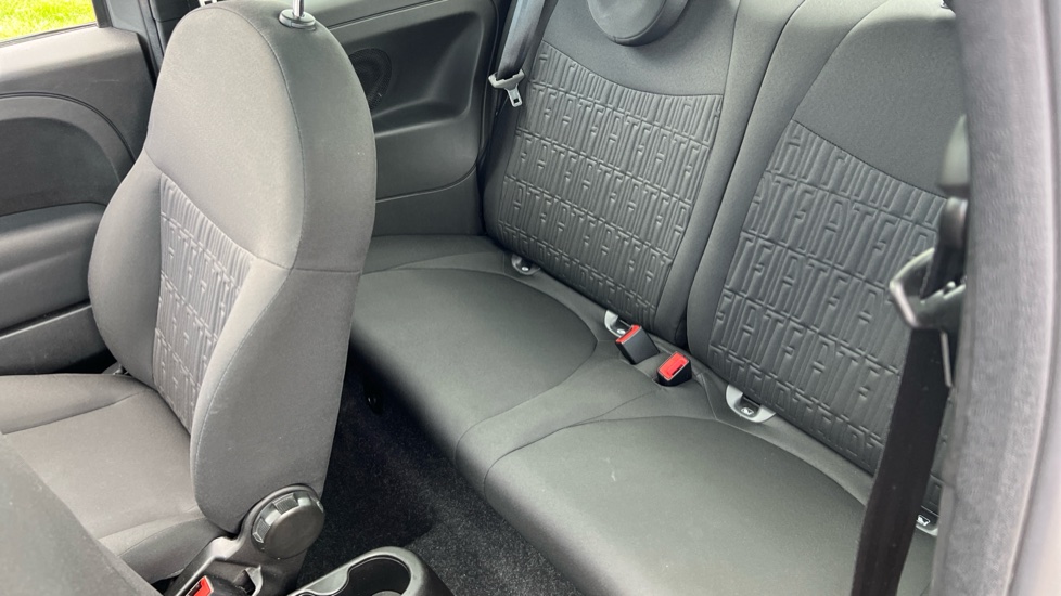 Fiat 500 1.0 Mild Hybrid 3dr Petrol Hatchback - Image 16