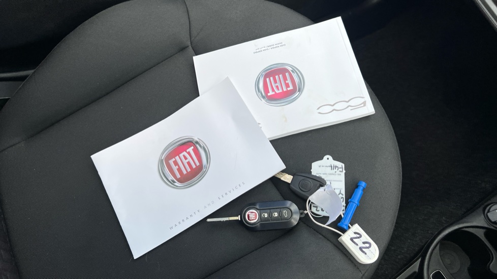 Fiat 500 1.0 Mild Hybrid 3dr Petrol Hatchback - Image 19