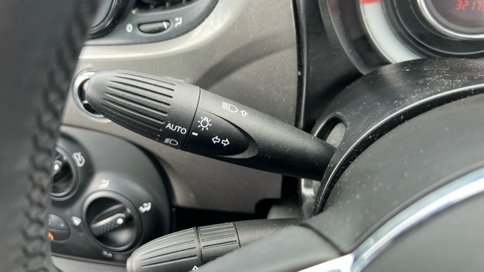 Fiat 500 1.0 Mild Hybrid 3dr Petrol Hatchback - Image 22