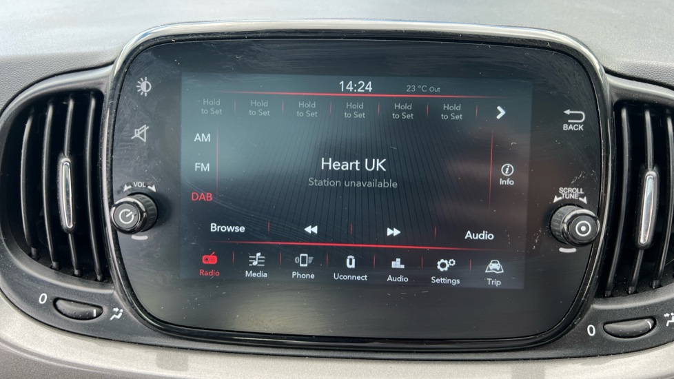 Fiat 500 1.0 Mild Hybrid 3dr Petrol Hatchback - Image 29