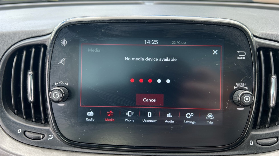Fiat 500 1.0 Mild Hybrid 3dr Petrol Hatchback - Image 30