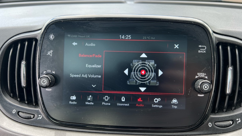 Fiat 500 1.0 Mild Hybrid 3dr Petrol Hatchback - Image 33