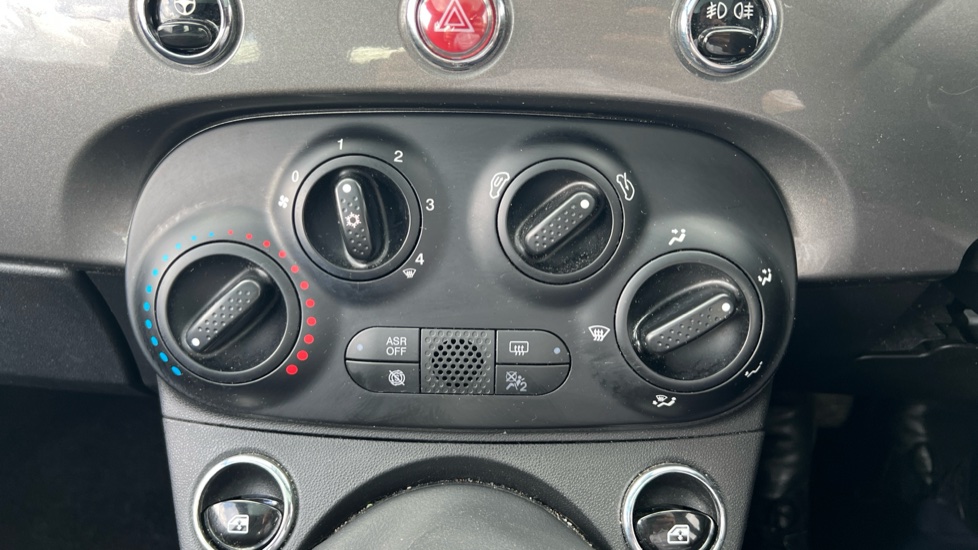 Fiat 500 1.0 Mild Hybrid 3dr Petrol Hatchback - Image 38