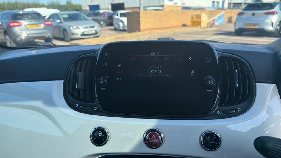 Fiat 500 1.0 Mild Hybrid Top 3dr Petrol Hatchback - Image 12