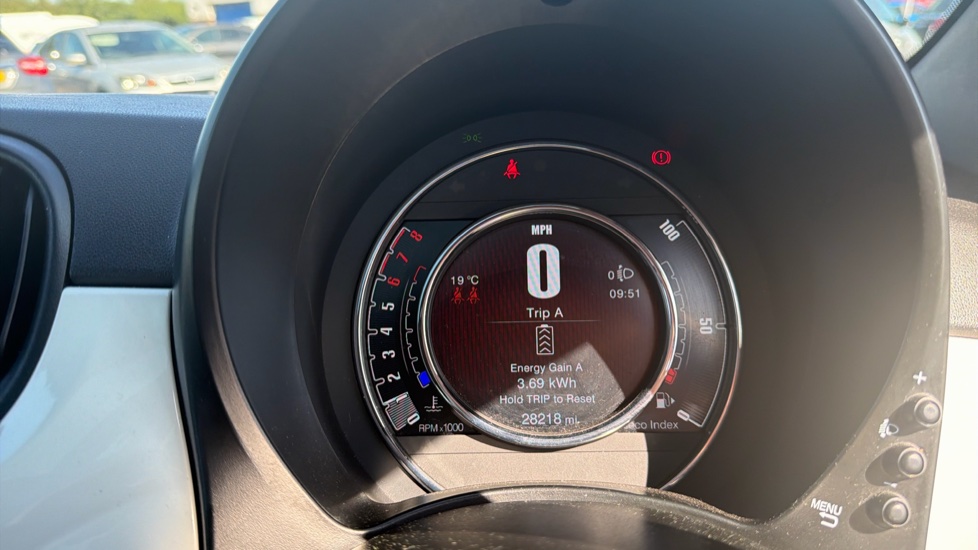 Fiat 500 1.0 Mild Hybrid Top 3dr Petrol Hatchback - Image 18