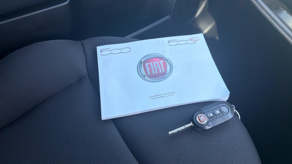 Fiat 500 1.0 Mild Hybrid Top 3dr Petrol Hatchback - Image 19