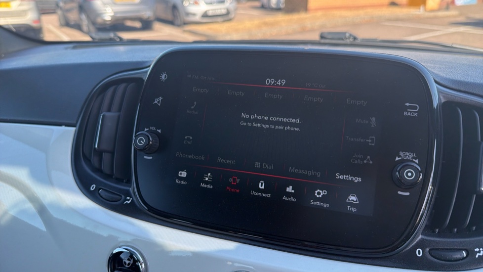 Fiat 500 1.0 Mild Hybrid Top 3dr Petrol Hatchback - Image 27