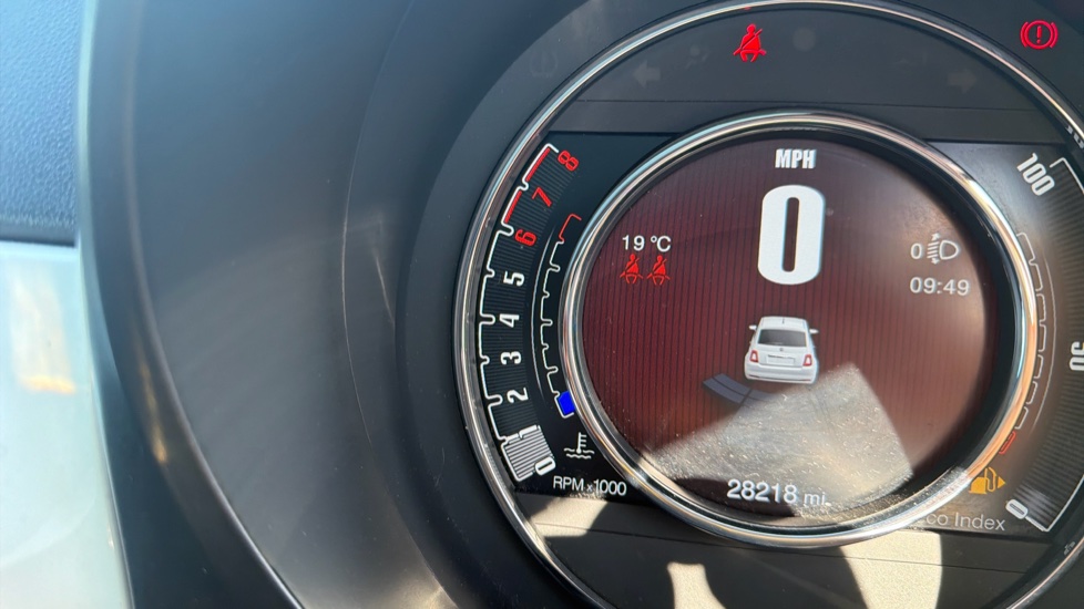 Fiat 500 1.0 Mild Hybrid Top 3dr Petrol Hatchback - Image 30