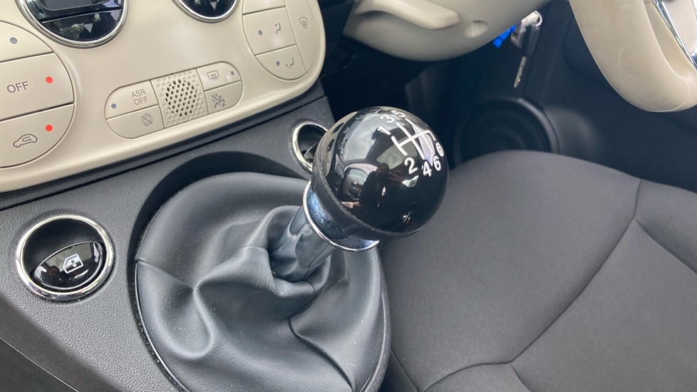 Fiat 500 1.0 Mild Hybrid Top 3dr Petrol Hatchback - Image 13