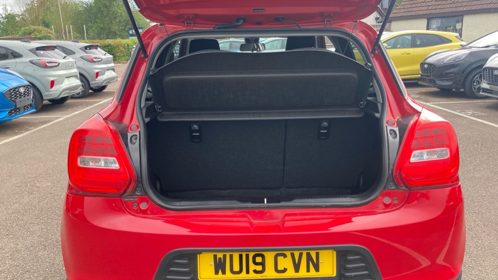 Suzuki Swift 1.0 Boosterjet SHVS SZ5 5dr Petrol Hatchback - Image 4