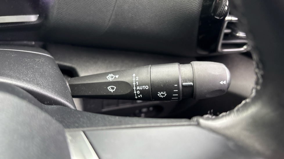 Citroen C4 1.2 PureTech [130] Shine 5dr Petrol Hatchback - Image 30