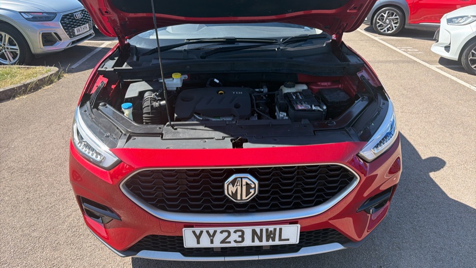 MG ZS 1.0T GDi Exclusive 5dr DCT Petrol Hatchback - Image 8