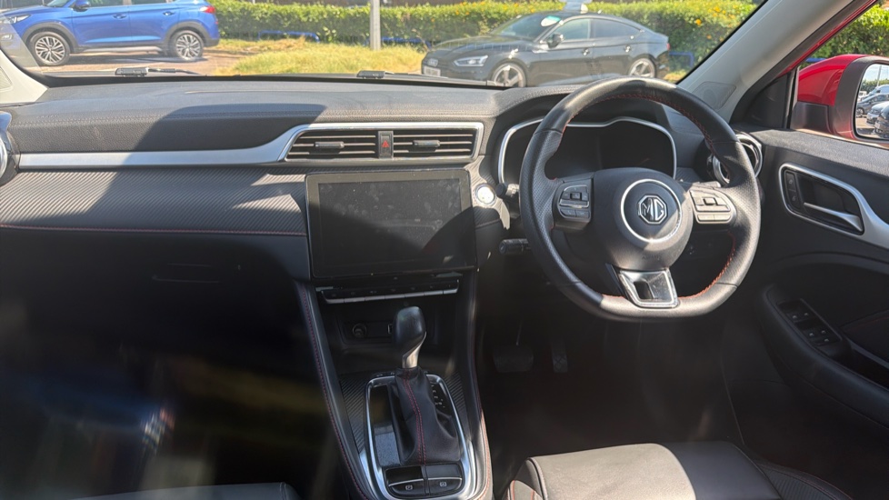 MG ZS 1.0T GDi Exclusive 5dr DCT Petrol Hatchback - Image 10