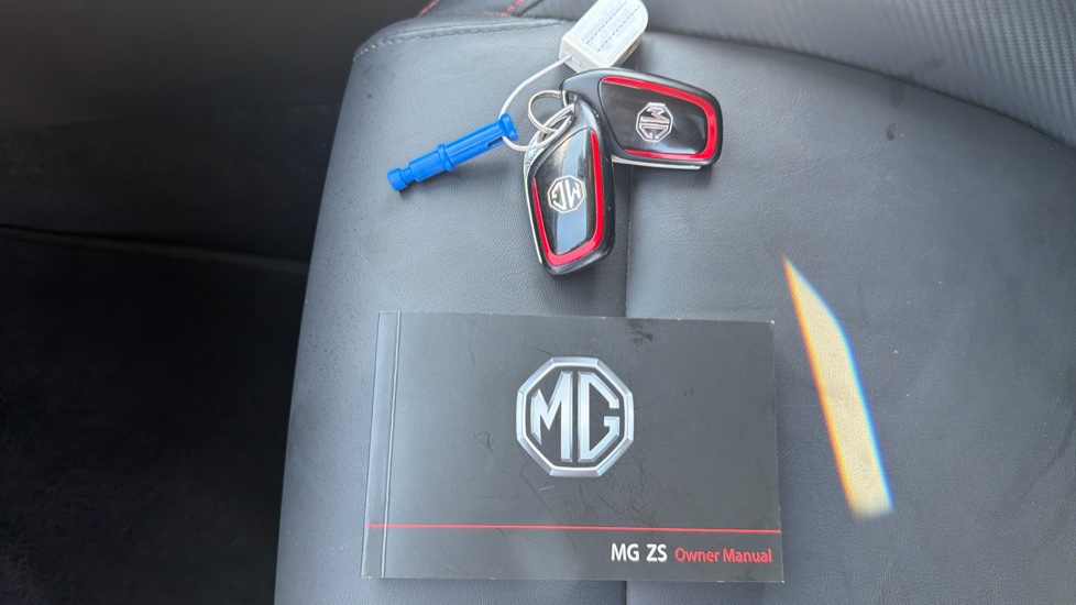MG ZS 1.0T GDi Exclusive 5dr DCT Petrol Hatchback - Image 19